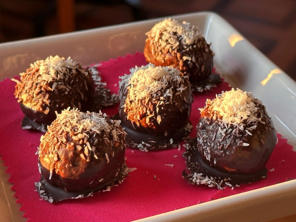 Protein Bites mit Hanfprotein